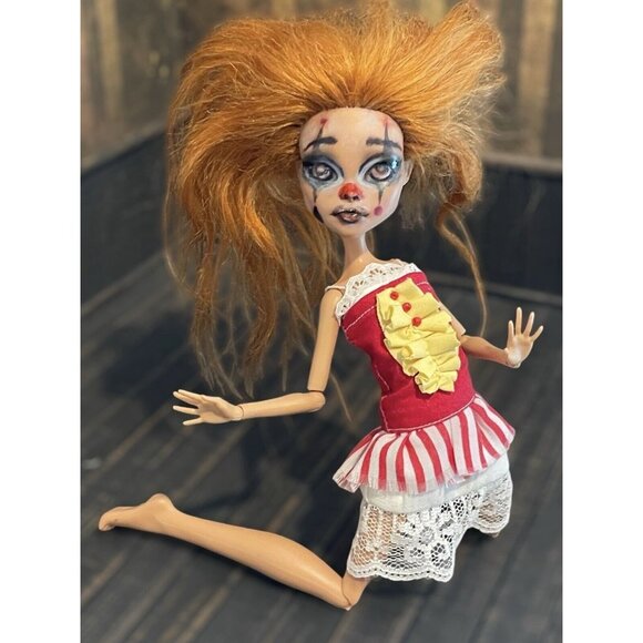 Custom OOAK Monster High Doll Cleo De Nile Circus Clown - Picture 3 of 10